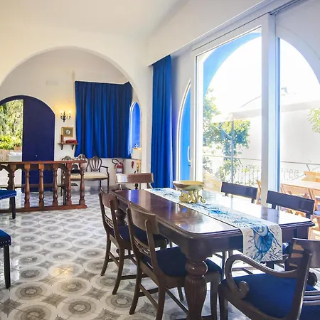Accesso Privato Al Mare Massa Lubrense
